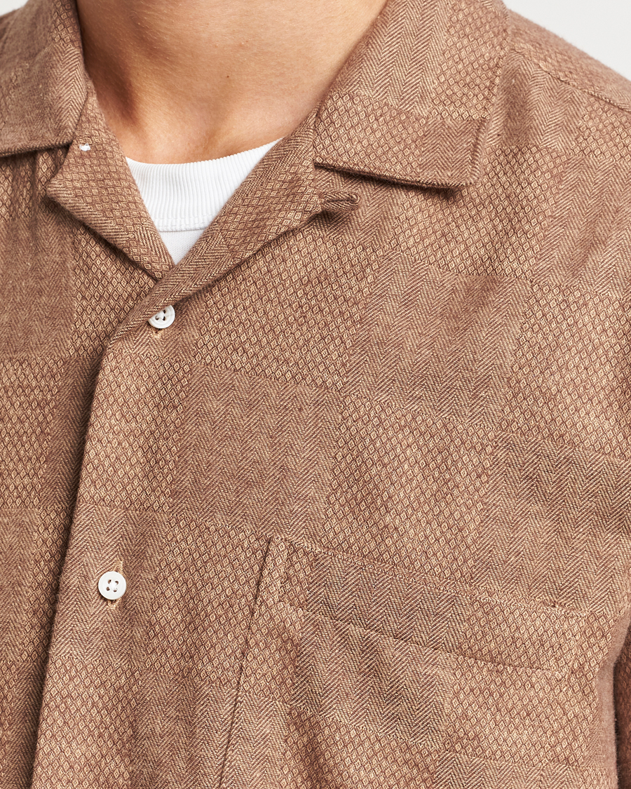 Herr | Skjortor | Gitman Vintage | Brushed Patchwork Camp Shirt Tan