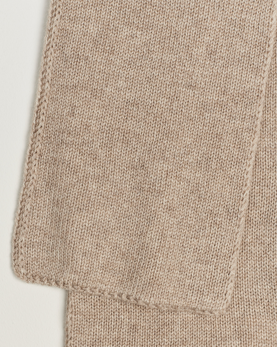 Herr |  | Piacenza Cashmere | Short Loop Cashmere Scarf Light Beige