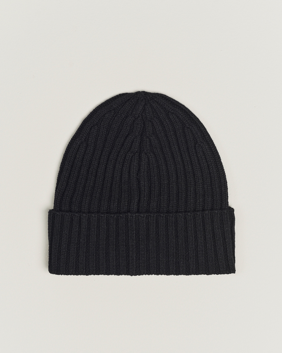 Herr | Piacenza Cashmere Ribbed Cashmere Beanie Black | Piacenza Cashmere | Ribbed Cashmere Beanie Black