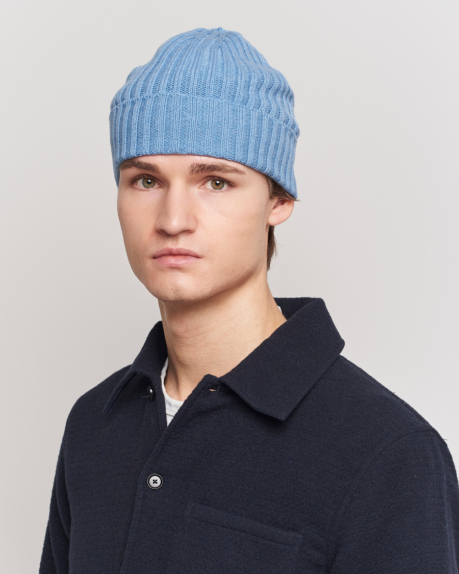 Herr |  | Piacenza Cashmere | Ribbed Cashmere Beanie Light Blue