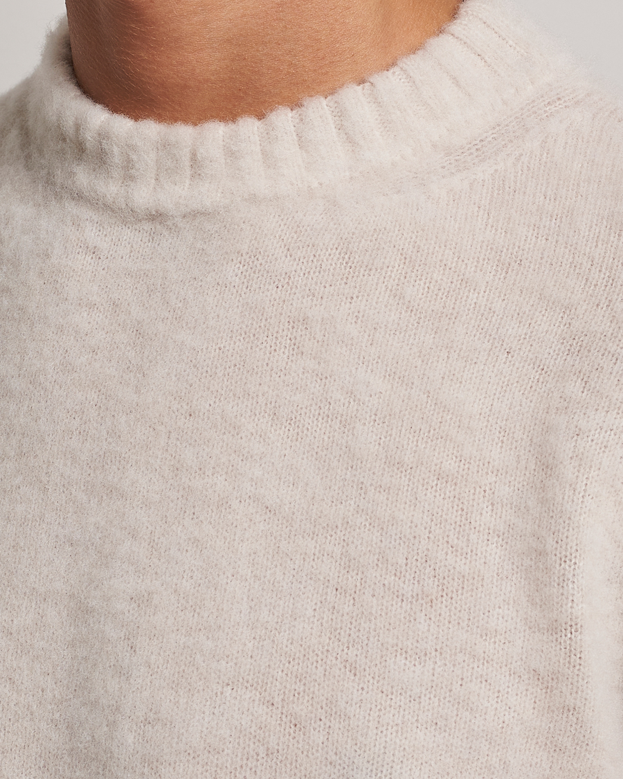 Herr | Tröjor | Piacenza Cashmere | Brushed Wool Crew Neck Beige