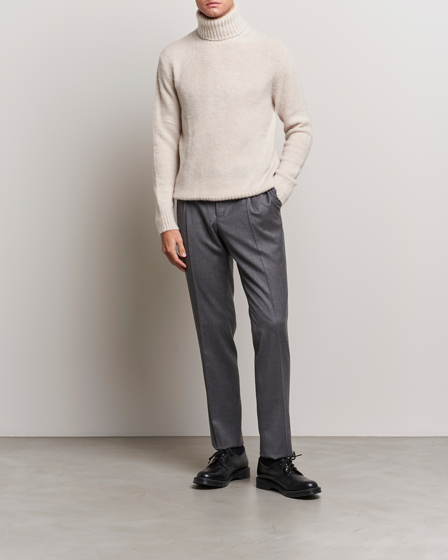 Herr | Tröjor | Piacenza Cashmere | Brushed Wool Rollneck Beige