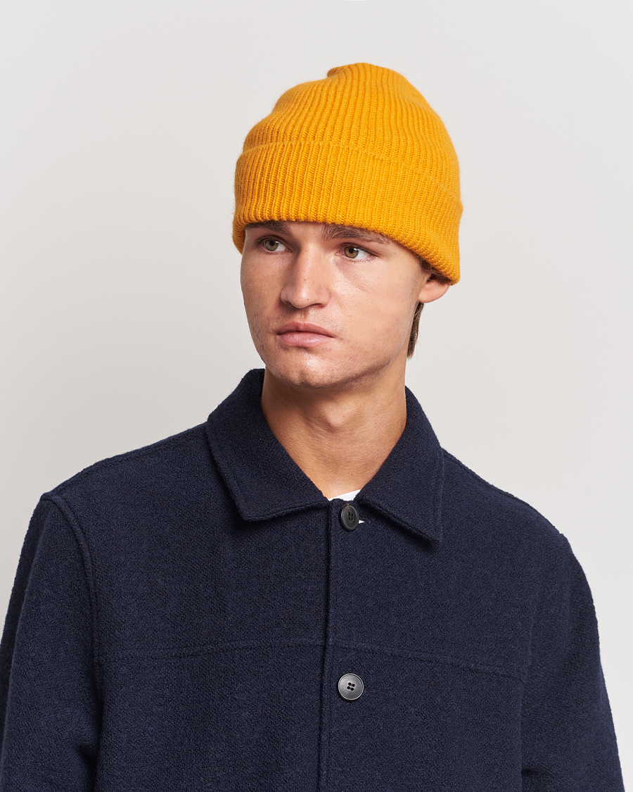 Herr | Mössor | Le Bonnet | Lambswool/Caregora Beanie Orange Peel