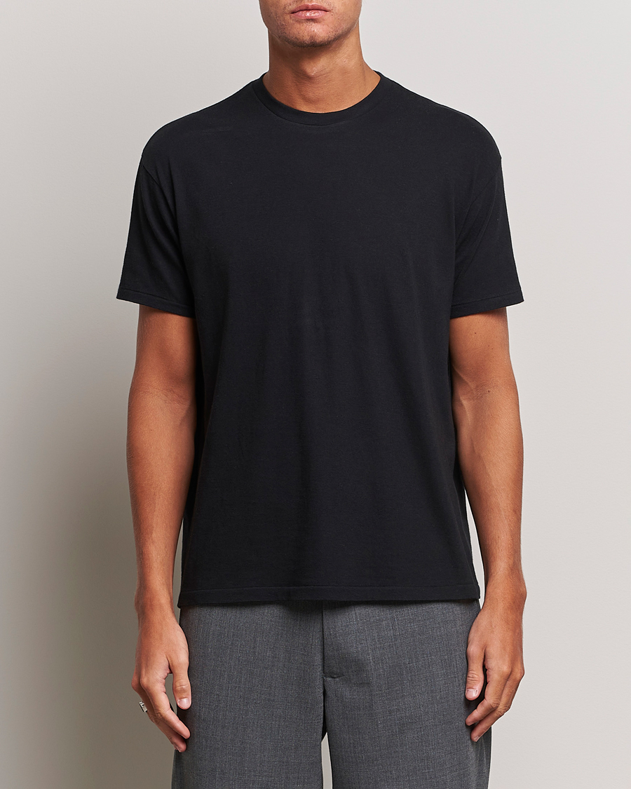 Herr | Luxury Brands | Auralee | Seamless Crewneck T-Shirt Black