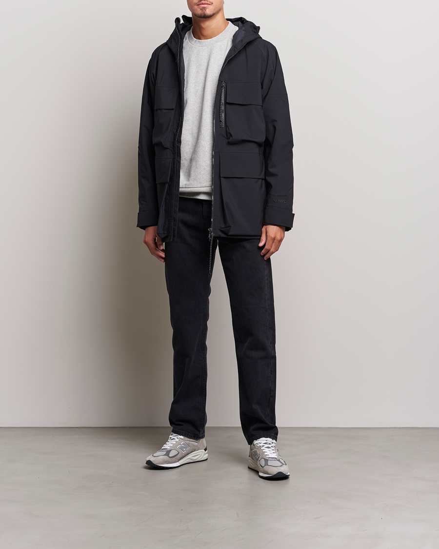 Herr | Jackor | Peak Performance | 2L Padded Field Jacket Black