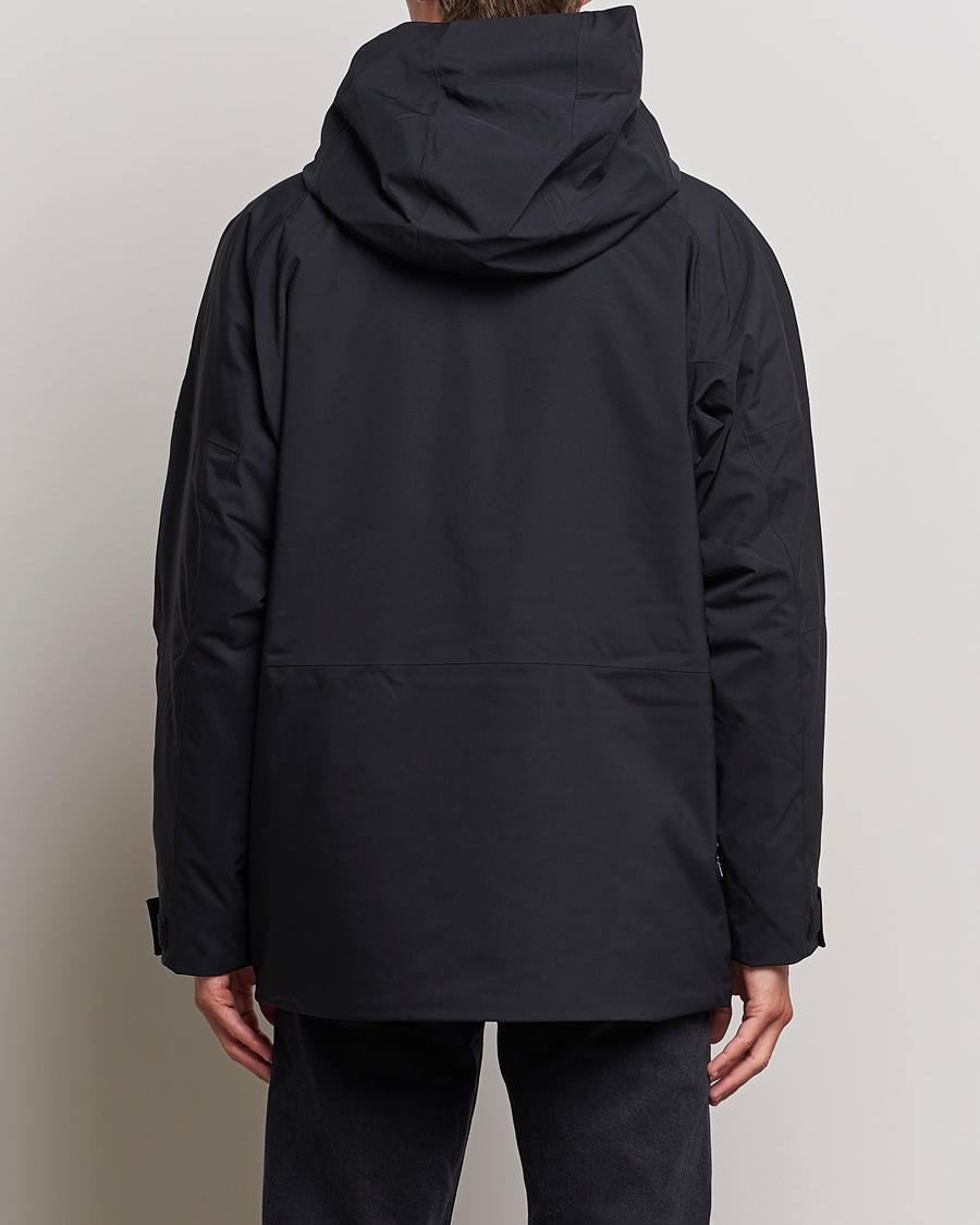Herr | Jackor | Peak Performance | 2L Padded Field Jacket Black