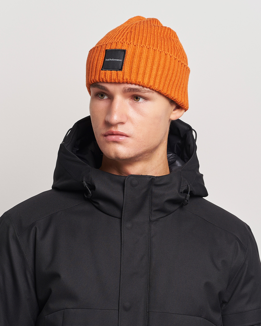 Herr | Peak Performance Cornice Ribbed Hat Gold Flame | Peak Performance | Cornice Ribbed Hat Gold Flame