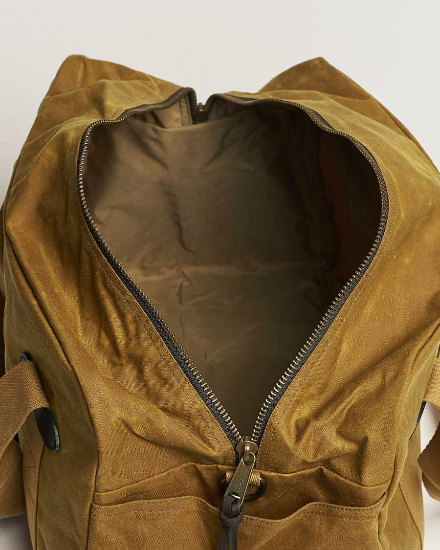 Herr | Väskor | Filson | Tin Cloth Medium Duffle Dark Tan