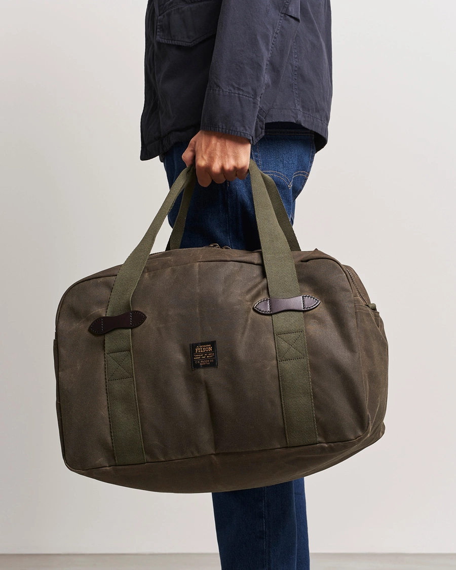 Herr | Väskor | Filson | Tin Cloth Medium Duffle Otter Green