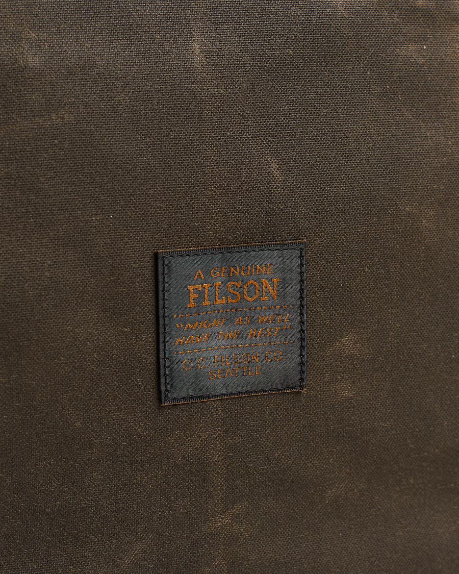 Herr | Väskor | Filson | Tin Cloth Medium Duffle Otter Green