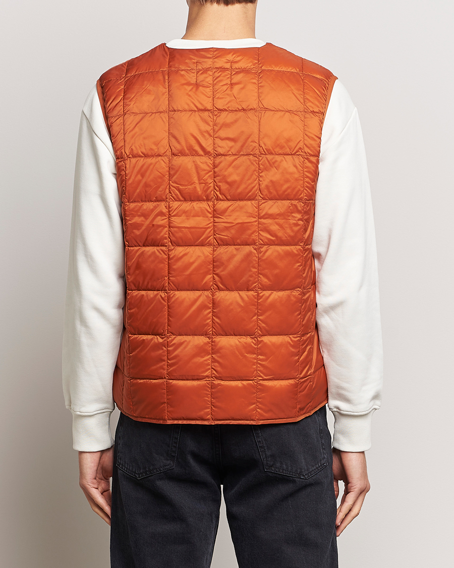 Herr | Jackor | TAION | V-Neck Lightweight Down Vest Brick Orange