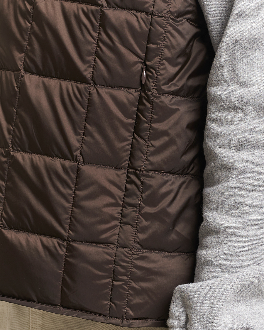 Herr | Jackor | TAION | V-Neck Lightweight Down Vest Dark Choco
