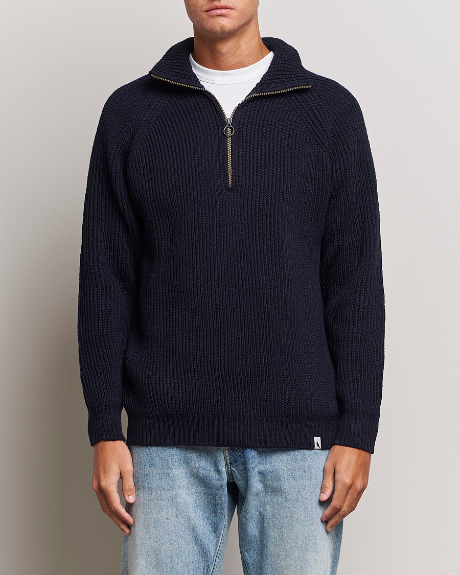 Herr | Tröjor | Peregrine | Ford Knitted Wool Half Zip Navy