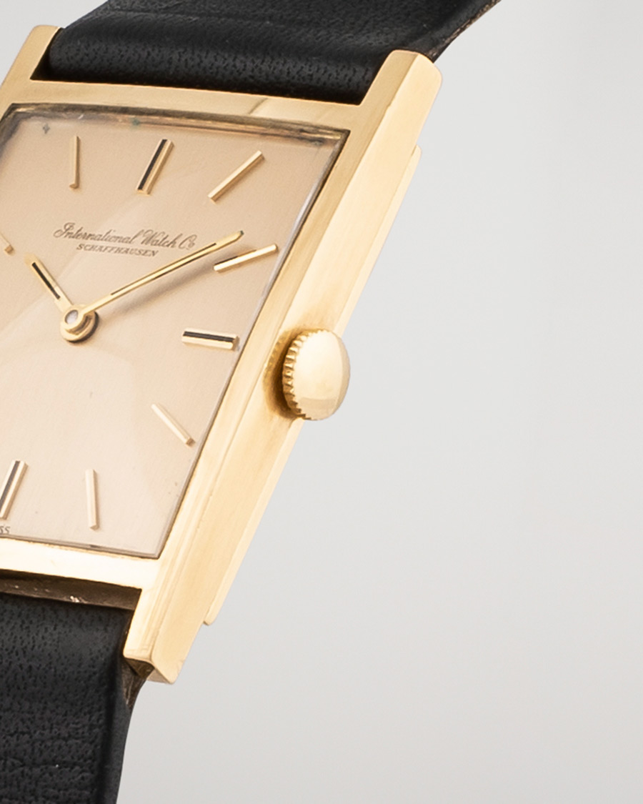 Herr | IWC Pre-Owned Tank 18K Gold Black | IWC Pre-Owned | Tank 18K Gold Black