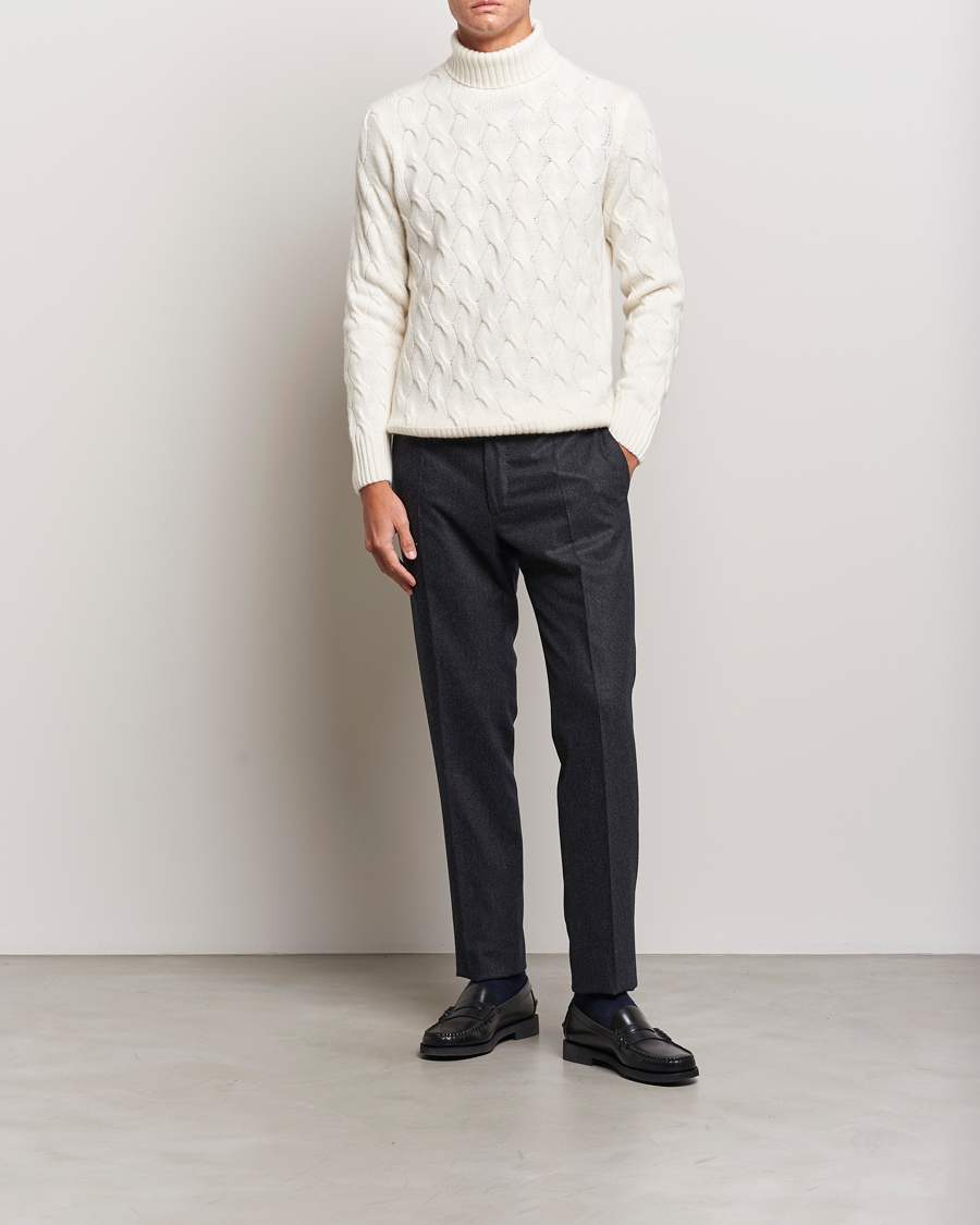 Herr | Tröjor | Oscar Jacobson | Seth Heavy Knitted Wool/Cashmere Cable Rollneck White