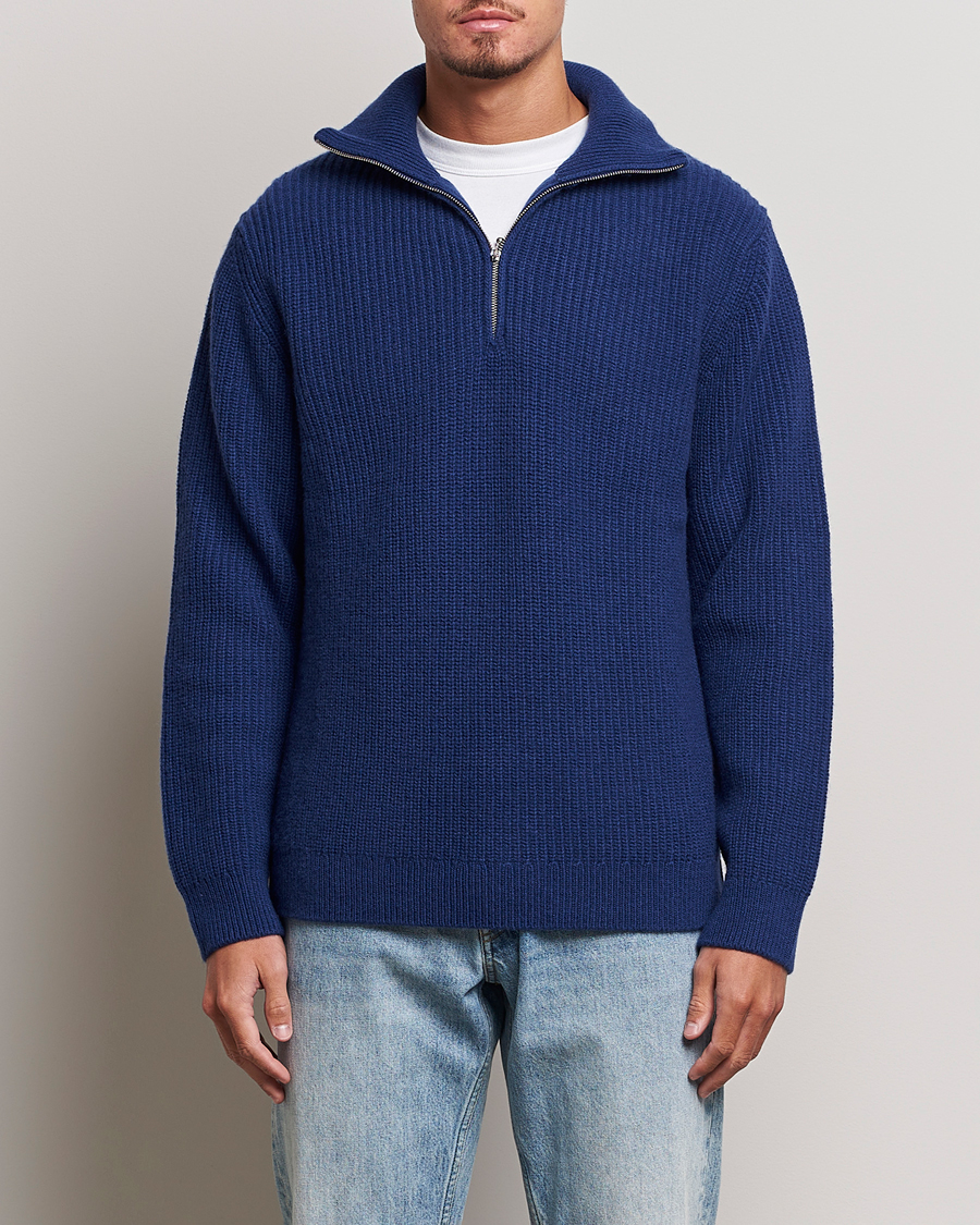 Herr |  | Nudie Jeans | August Wool Rib Knitted Half Zip Royal Blue