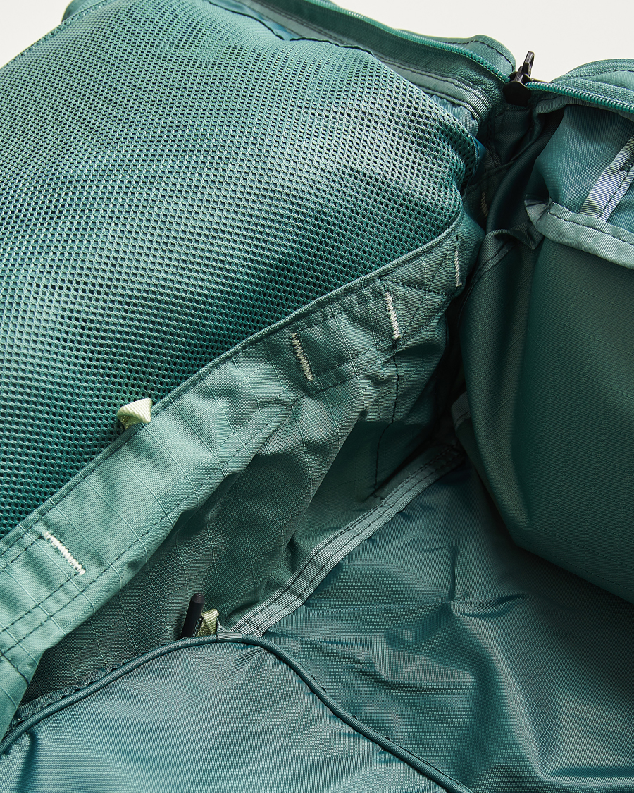 Herr | The North Face Base Camp Voyager 32L Dark Sage | The North Face | Base Camp Voyager 32L Dark Sage