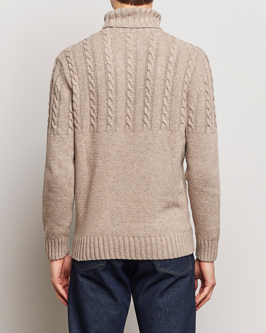 Herr | Tröjor | Barbour Lifestyle | Duffle Cable Rollneck Stone
