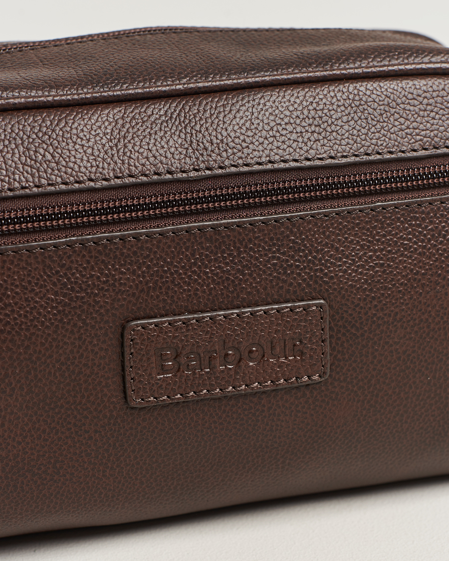 Herr | Barbour Lifestyle Leather Washbag Brown | Barbour Lifestyle | Leather Washbag Brown