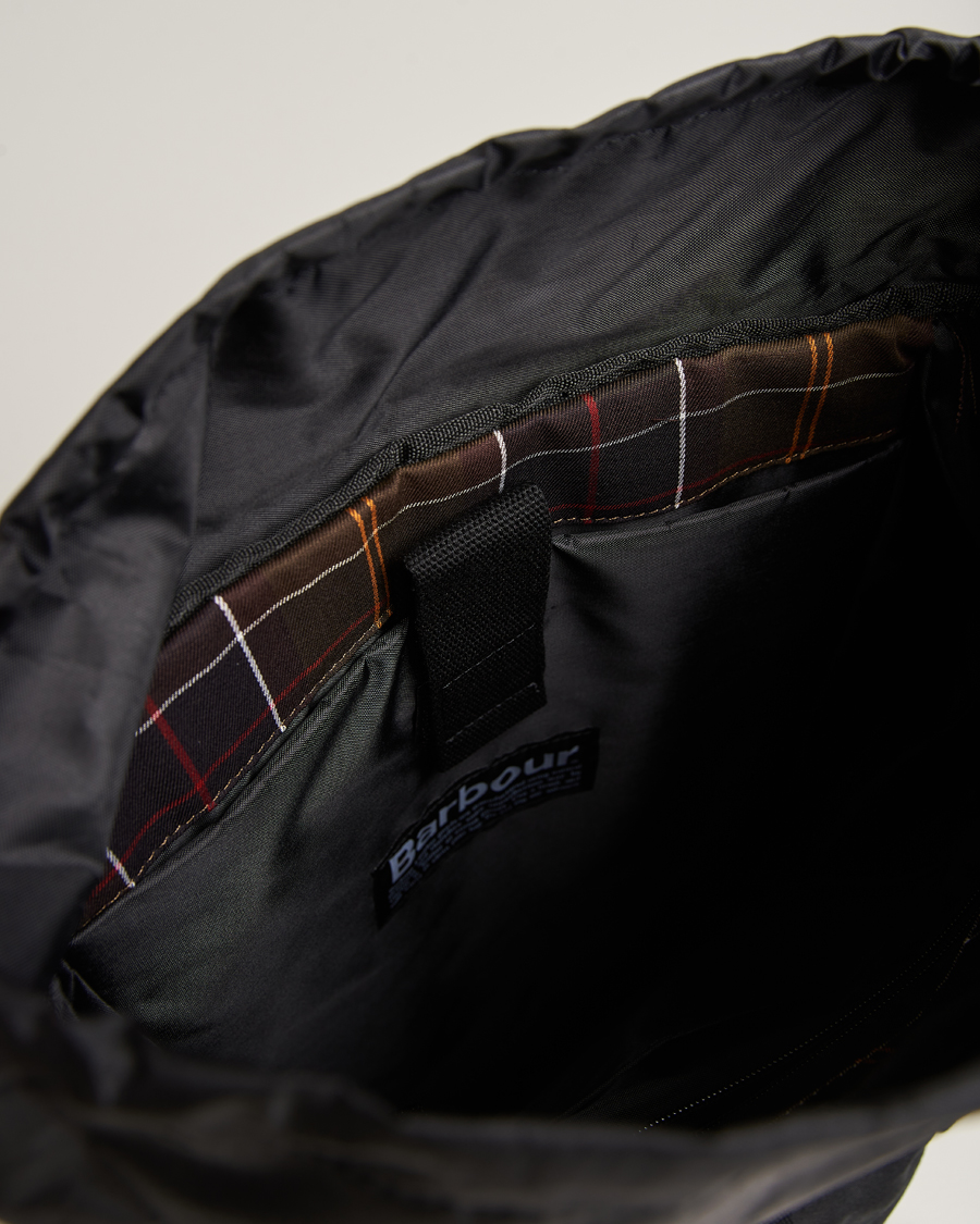 Herr | Barbour Lifestyle Essential Waxed Backpack Black | Barbour Lifestyle | Essential Waxed Backpack Black