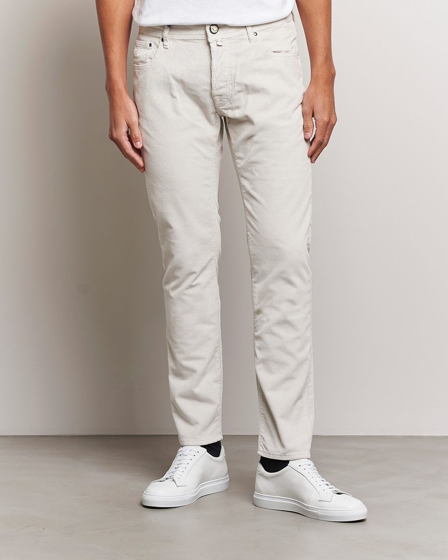Herr | Byxor | Jacob Cohën | Bard 5-Pocket Medium Corduroy Trousers Off White
