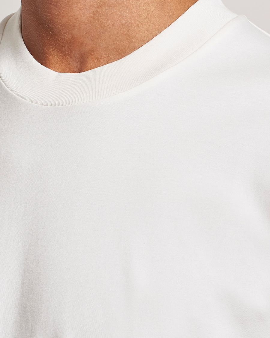 Herr | T-Shirts | Sunspel | Heavyweight Mock Neck T-Shirt Ecru