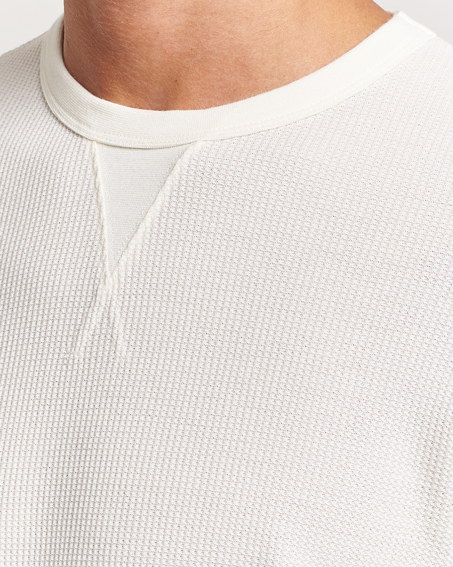 Herr | T-Shirts | Sunspel | Long Sleeve Waffle T-Shirt Ecru