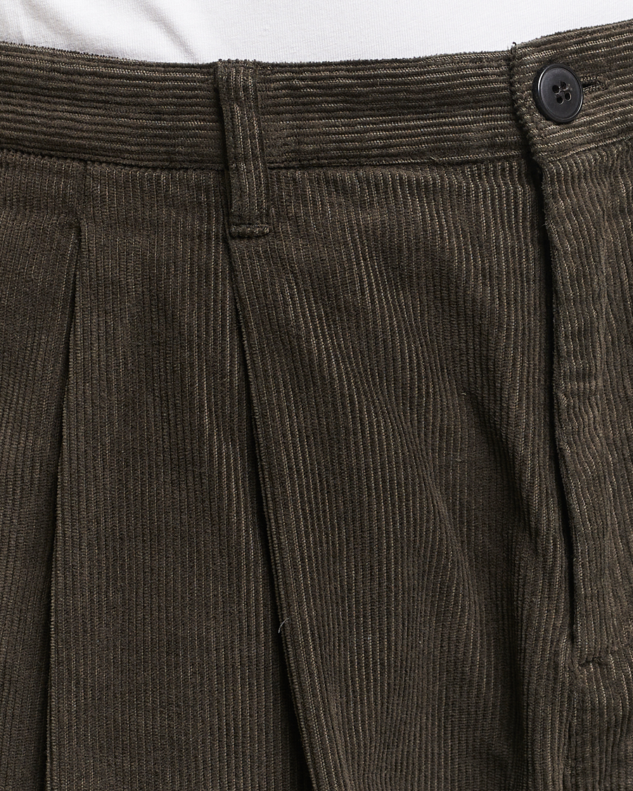 Herr | Byxor | Sunspel | Corduroy Double Pleat Trousers Coffee