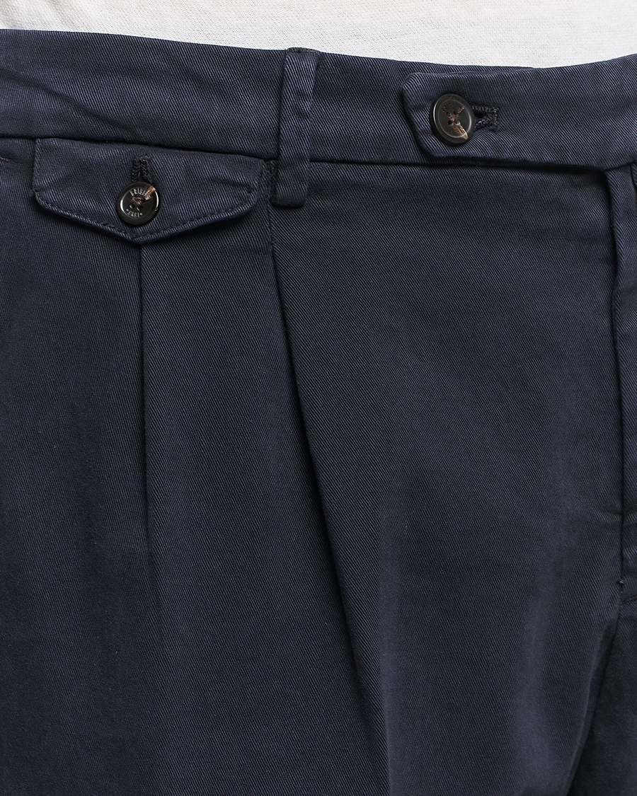 Herr | Byxor | Briglia 1949 | Easy Fit Pleated Cotton Stretch Chino Navy