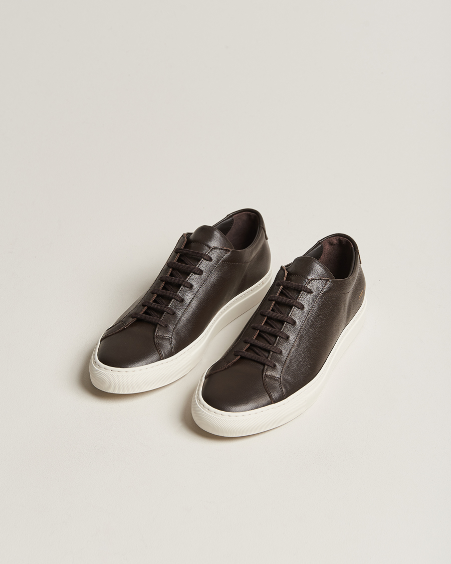 Herr | Common Projects Original Achilles Pebbled Leather Sneaker Dark Brown | Common Projects | Original Achilles Pebbled Leather Sneaker Dark Brown
