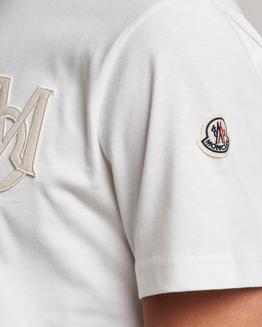 Herr | T-Shirts | Moncler | Embossed Logo T-shirt White