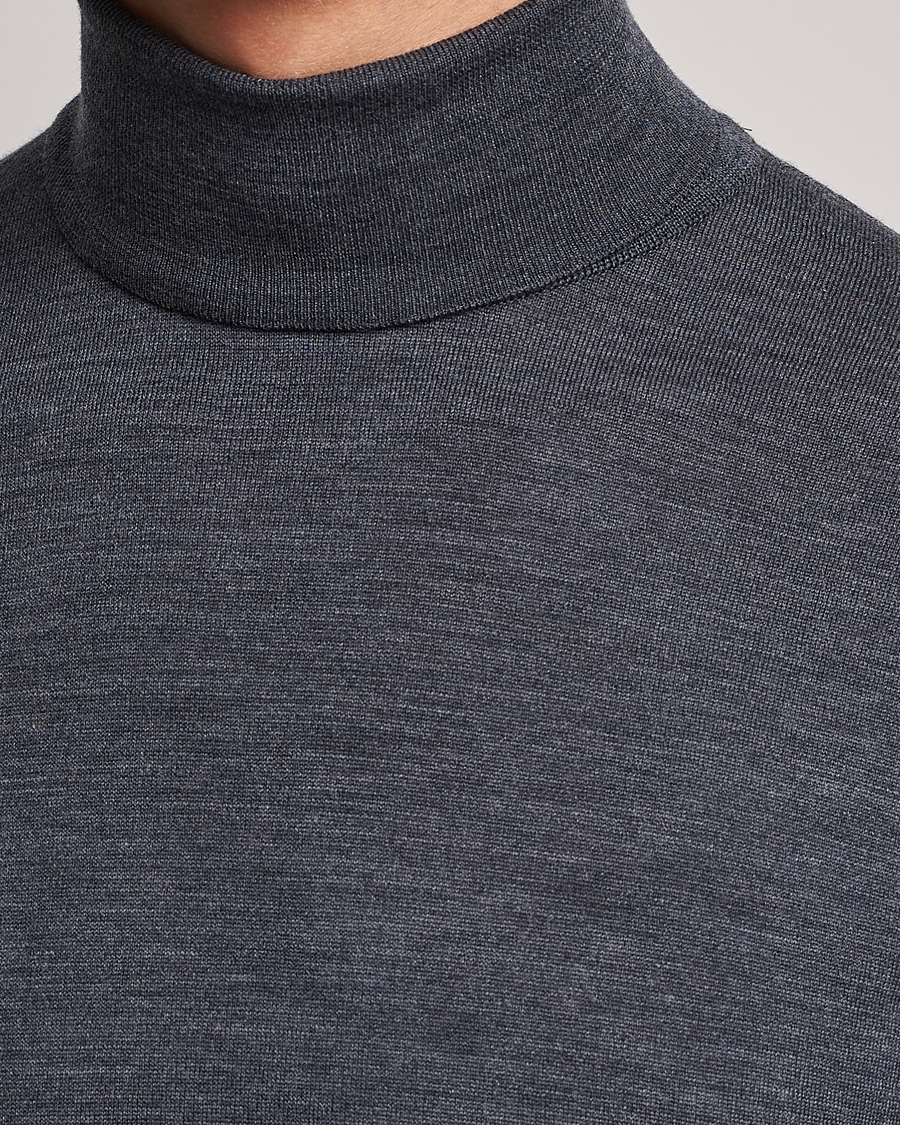 Herr | Tröjor | John Smedley | Cherwell Extra Fine Merino Rollneck Charcoal