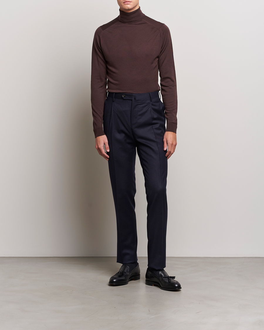 Herr | Tröjor | John Smedley | Cherwell Extra Fine Merino Rollneck Truffle Brown