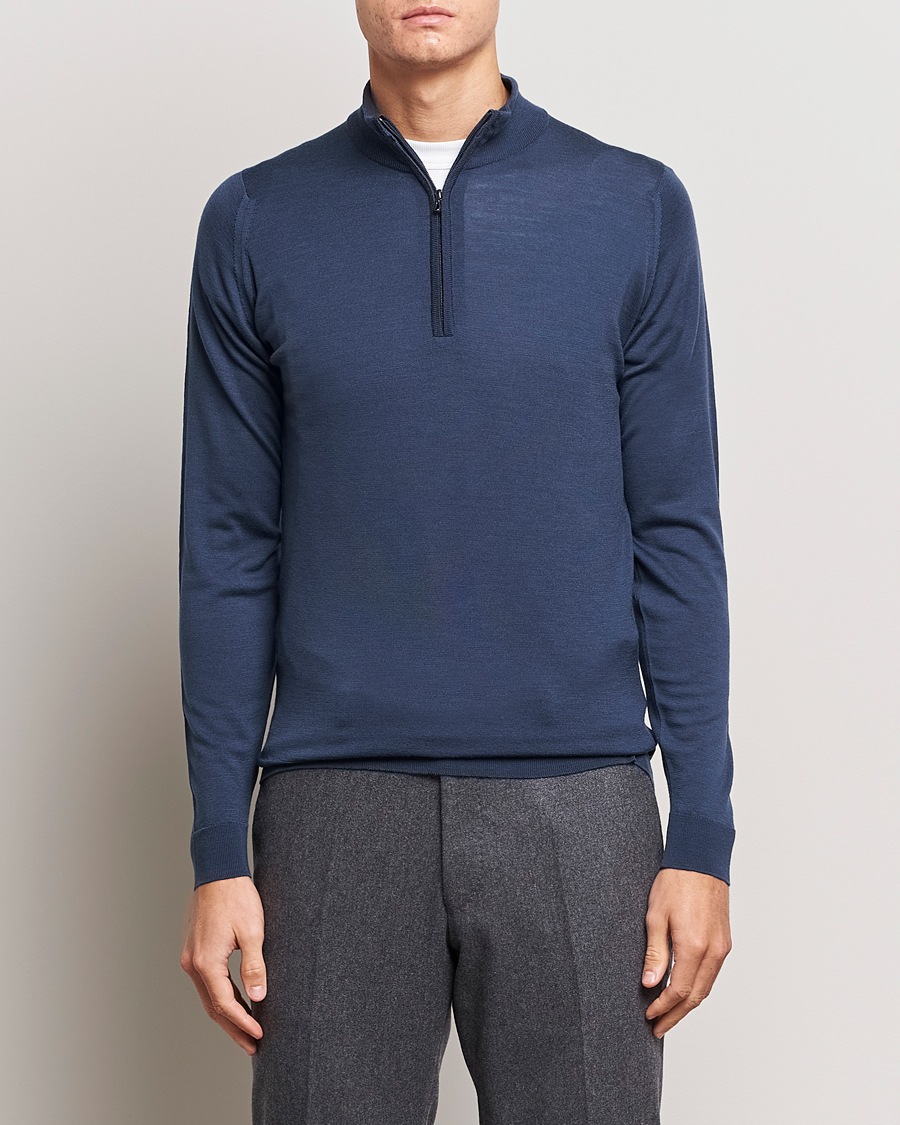 Herr | Tröjor | John Smedley | Barrow Extra Fine Merino Half Zip Smoke Blue