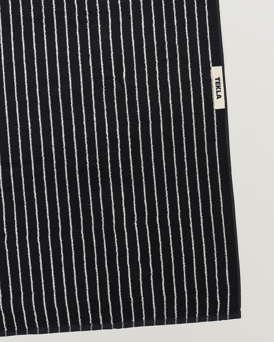 Herr | Textilier | Tekla | Organic Terry Hand Towel Black Stripe