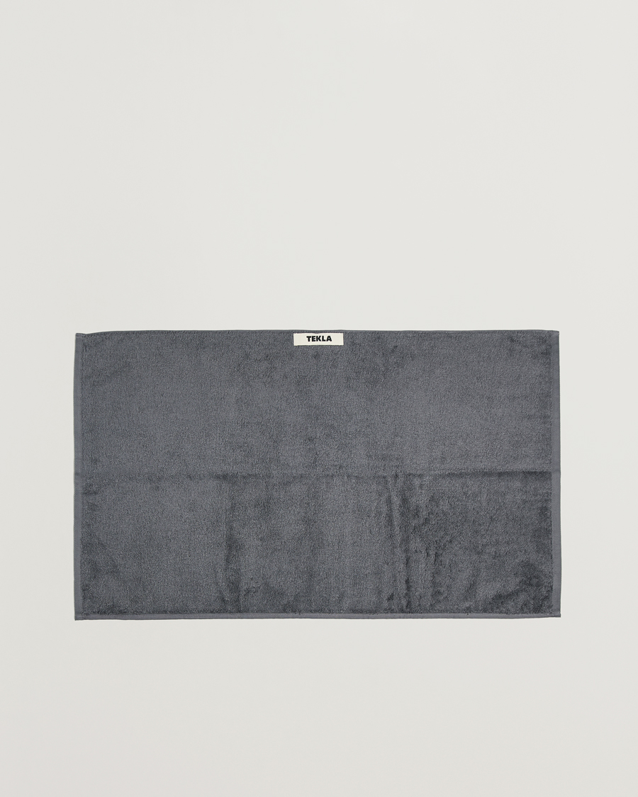 Herr | Textilier | Tekla | Organic Terry Hand Towel Charcoal Grey