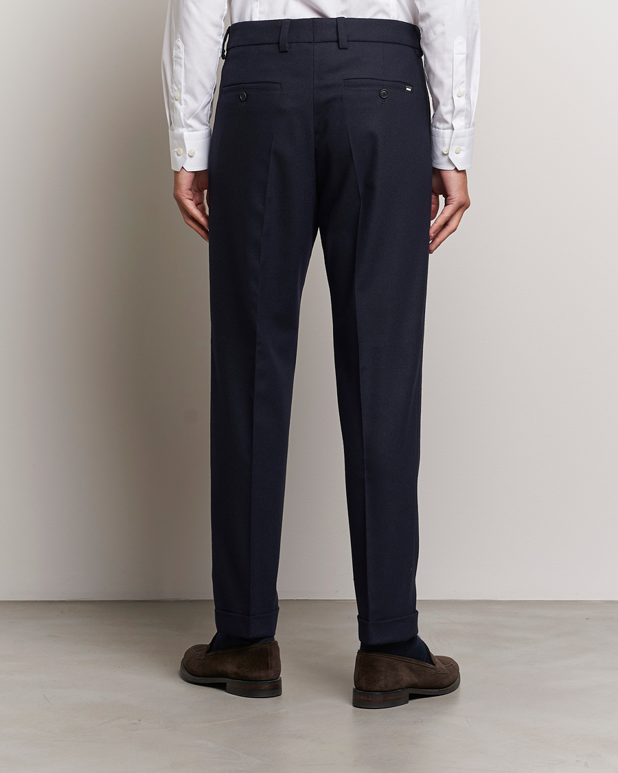 Herr | Byxor | BOSS BLACK | Perin Tech Flannel Pleated Trousers Dark Blue