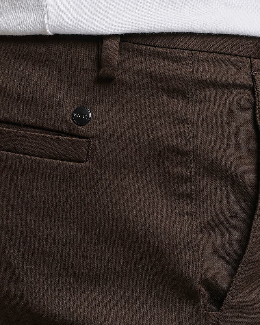 Herr | Byxor | NN07 | Theo Regular Fit Chinos Demitasse Brown