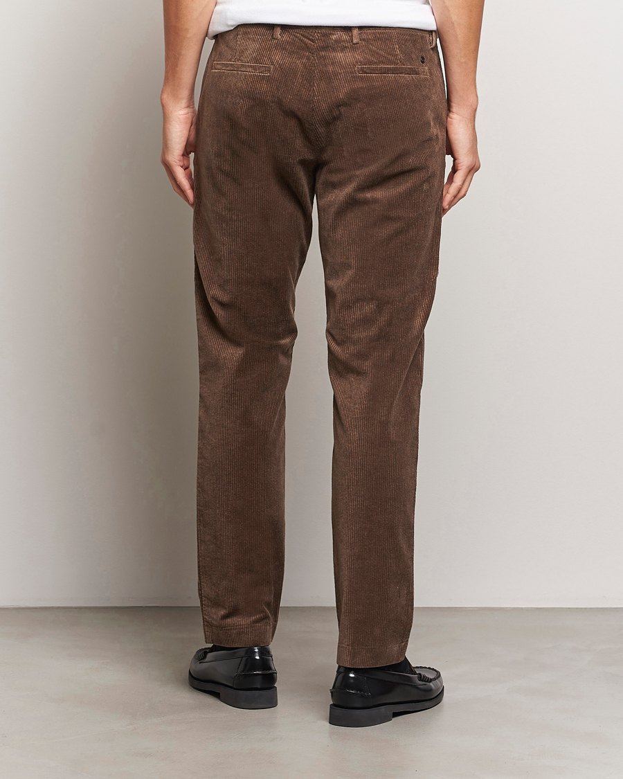 Herr | Byxor | NN07 | Theo Regular Fit Corduroy Chinos Shitake