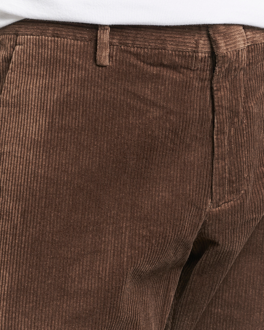 Herr | Byxor | NN07 | Theo Regular Fit Corduroy Chinos Shitake