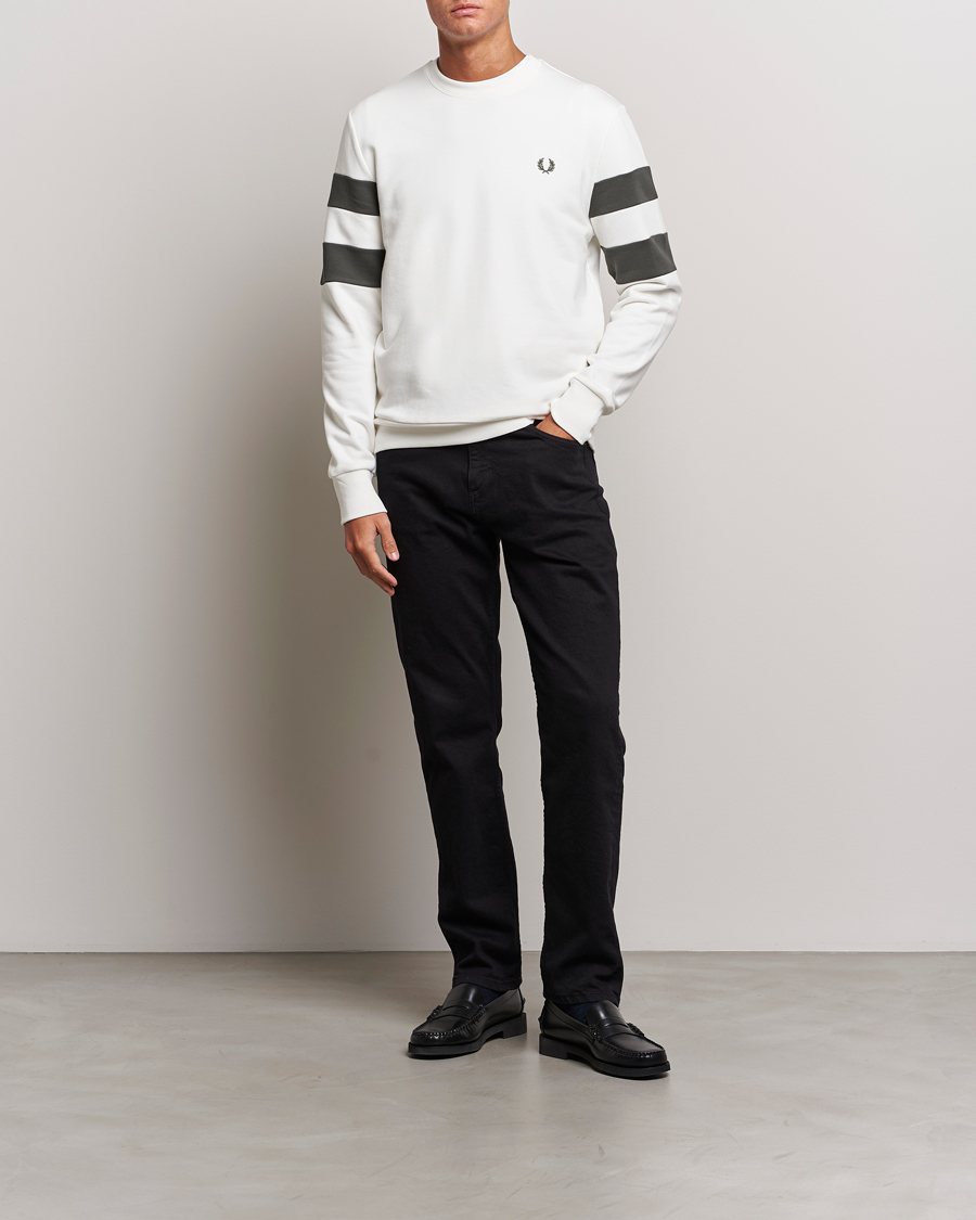 Herr | Tröjor | Fred Perry | Tipped Sleeve Sweatshirt Snow Whiite