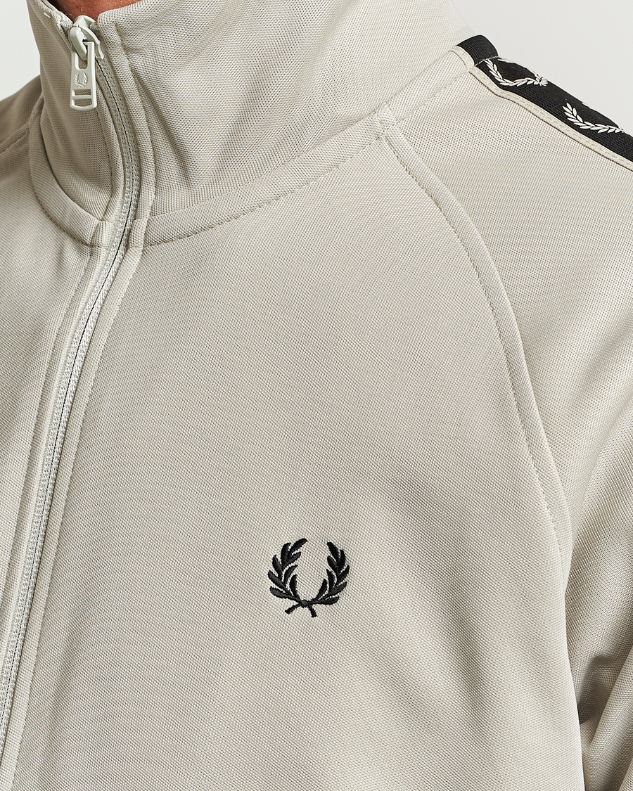 Herr | Tröjor | Fred Perry | Taped Track Jacket Light Oyster