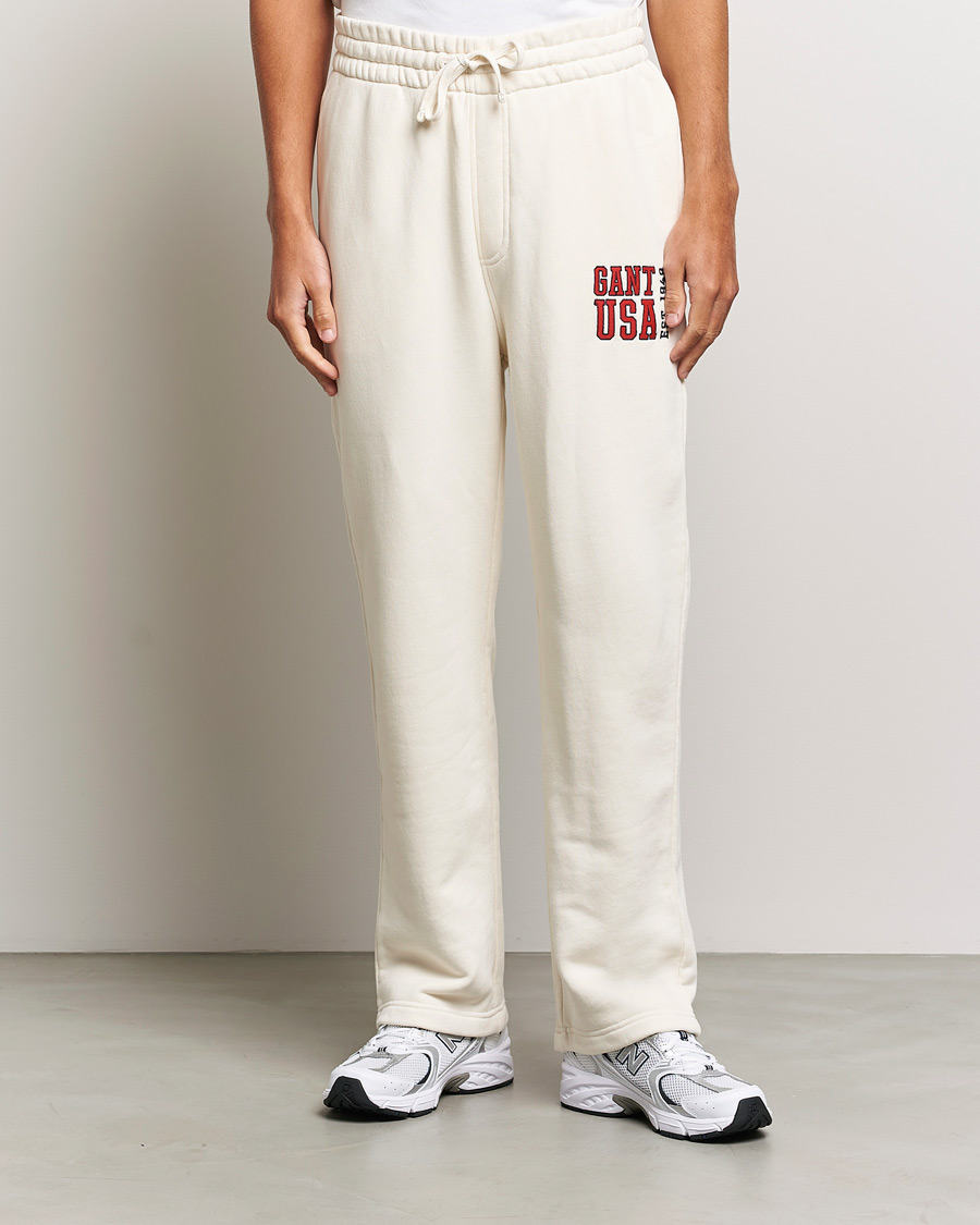 Herr | Byxor | GANT | USA Sweatpants Cream