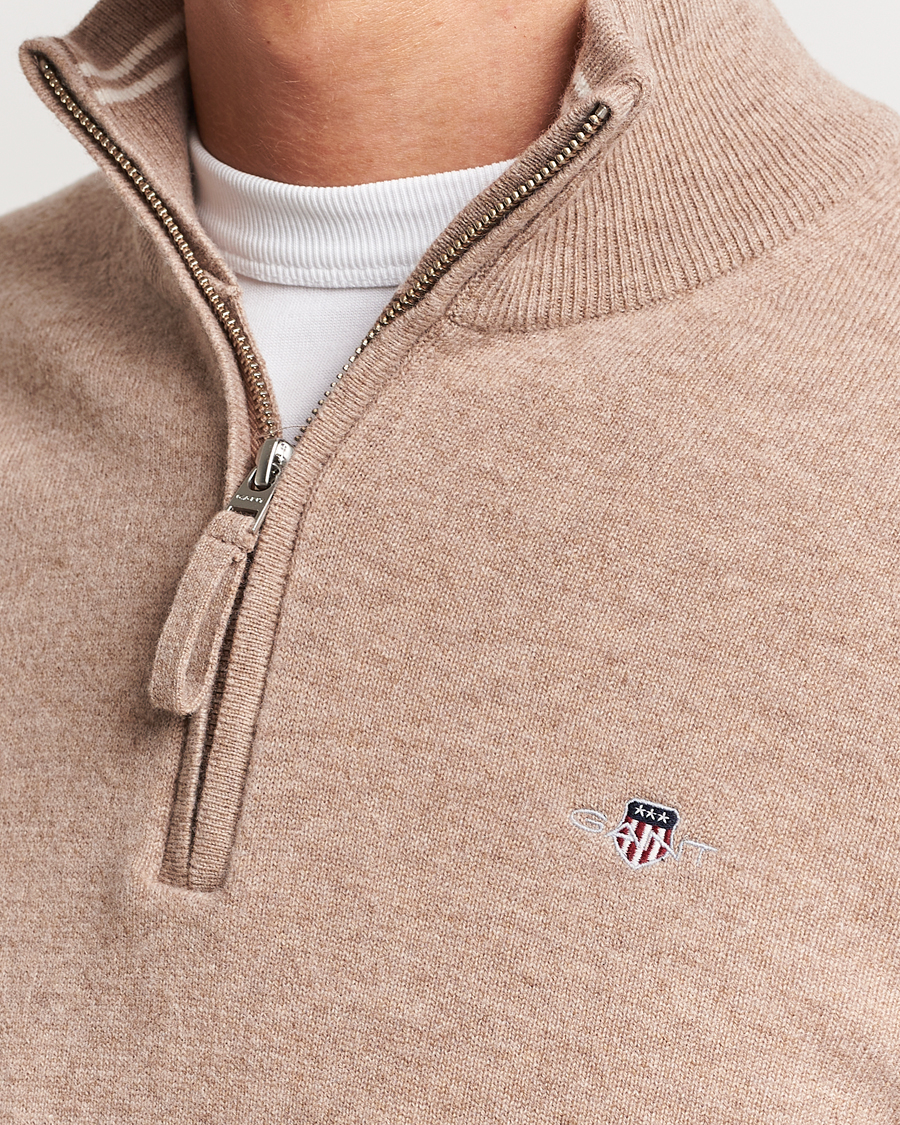 Herr | Tröjor | GANT | Lamsbwool Half Zip Dark Sand