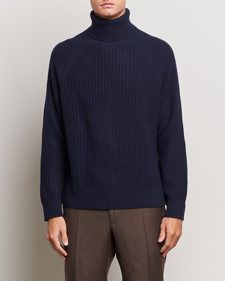 Herr | Tröjor | GANT | Lambswool Textured Rollneck Evening Blue