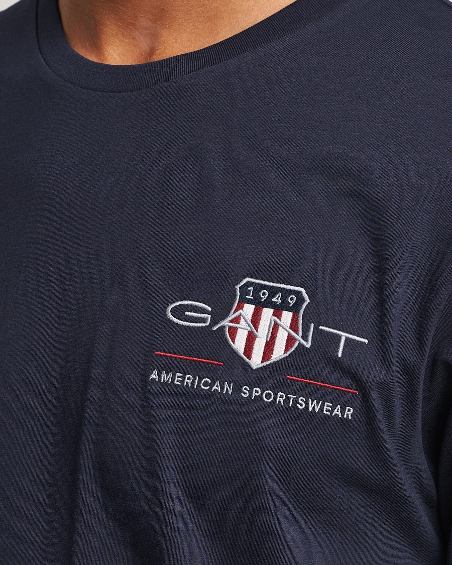Herr | T-Shirts | GANT | Archive Shield Small Logo T-Shirt Evening Blue