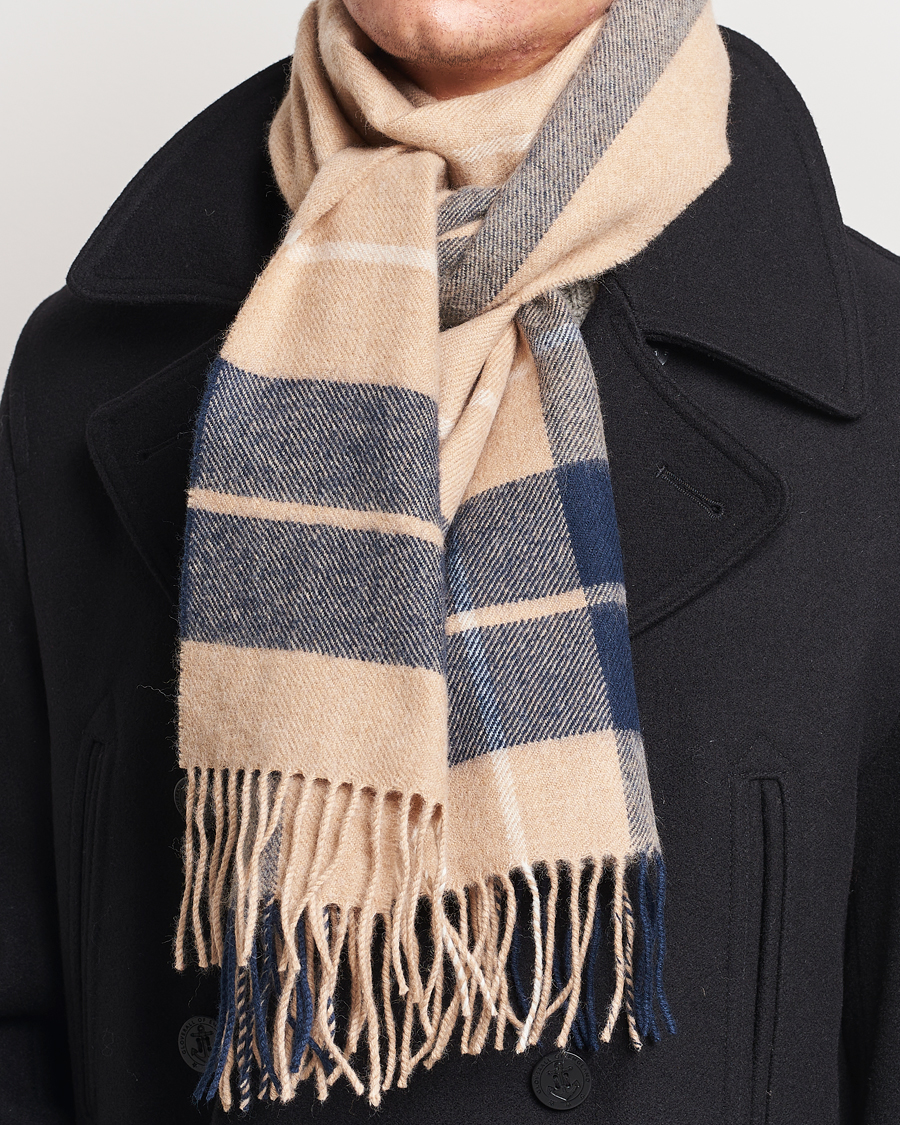 Herr | Best of British | Gloverall | Lambswool Scarf Camel Check