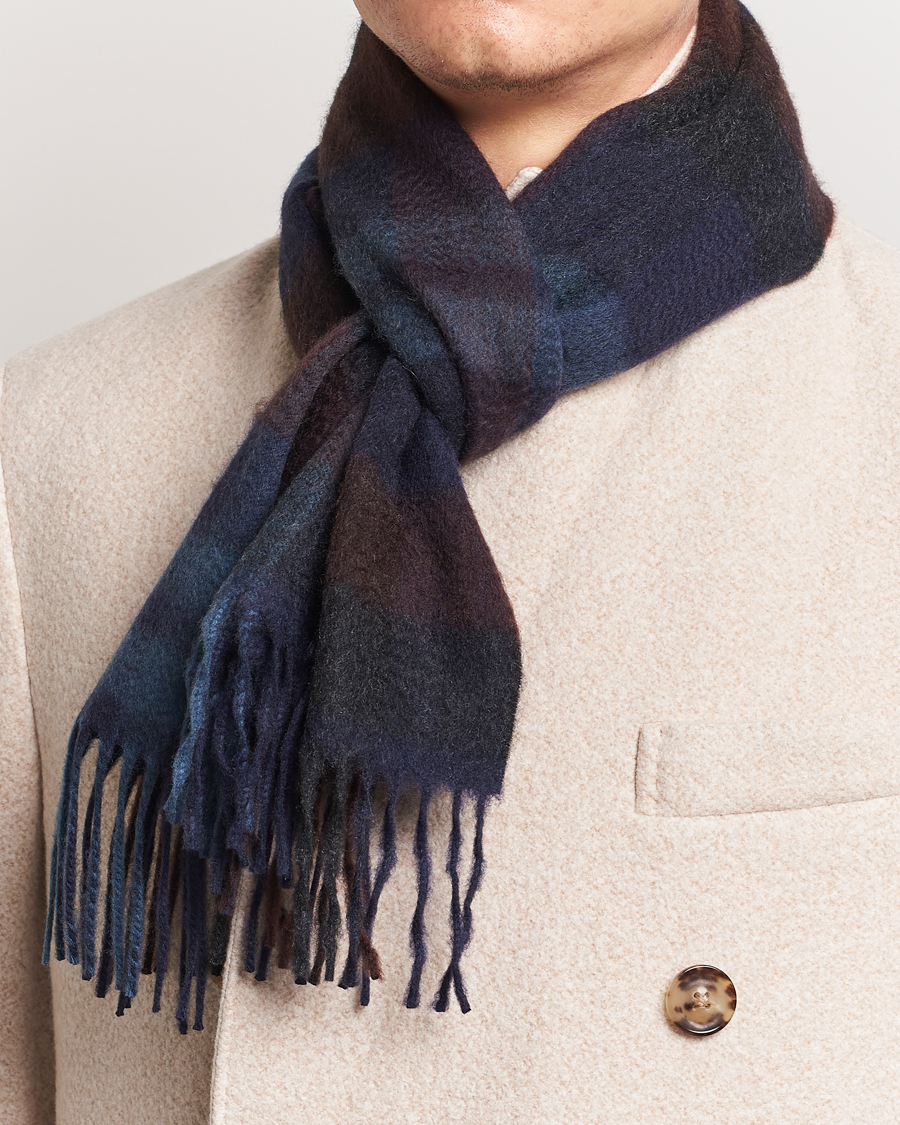 Herr | Begg & Co Checked Cashmere Scarf 30*160cm Navy Slate | Begg & Co | Checked Cashmere Scarf 30*160cm Navy Slate