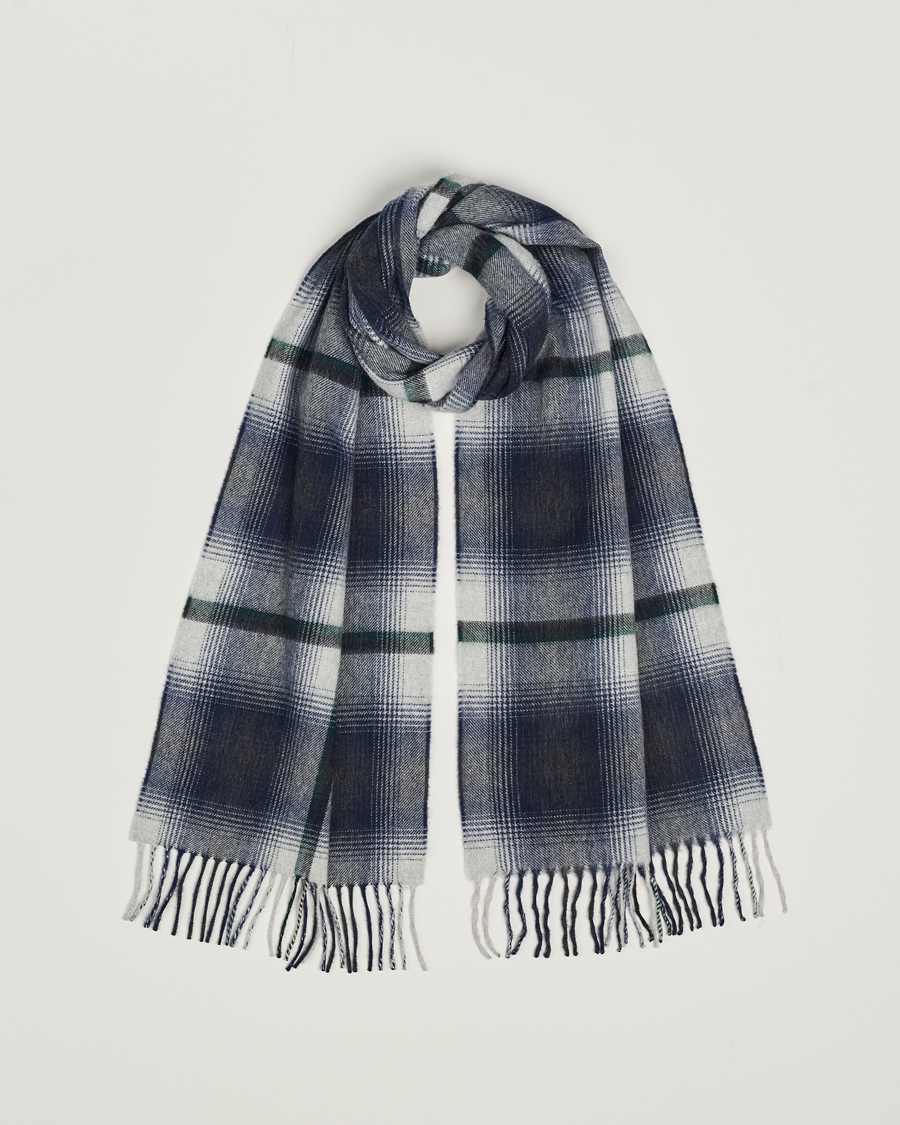 Herr | Begg & Co Wool/Cashmere Shadow Check Scarf 32*180cm Silver/Navy | Begg & Co | Wool/Cashmere Shadow Check Scarf 32*180cm Silver/Navy