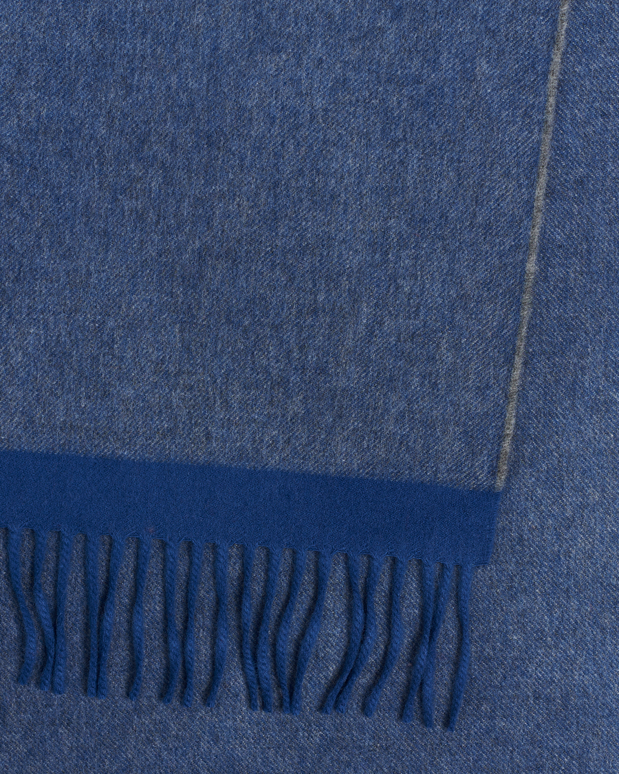 Herr | Begg & Co Solid Board Wool/Cashmere Scarf Blue Grey | Begg & Co | Solid Board Wool/Cashmere Scarf Blue Grey